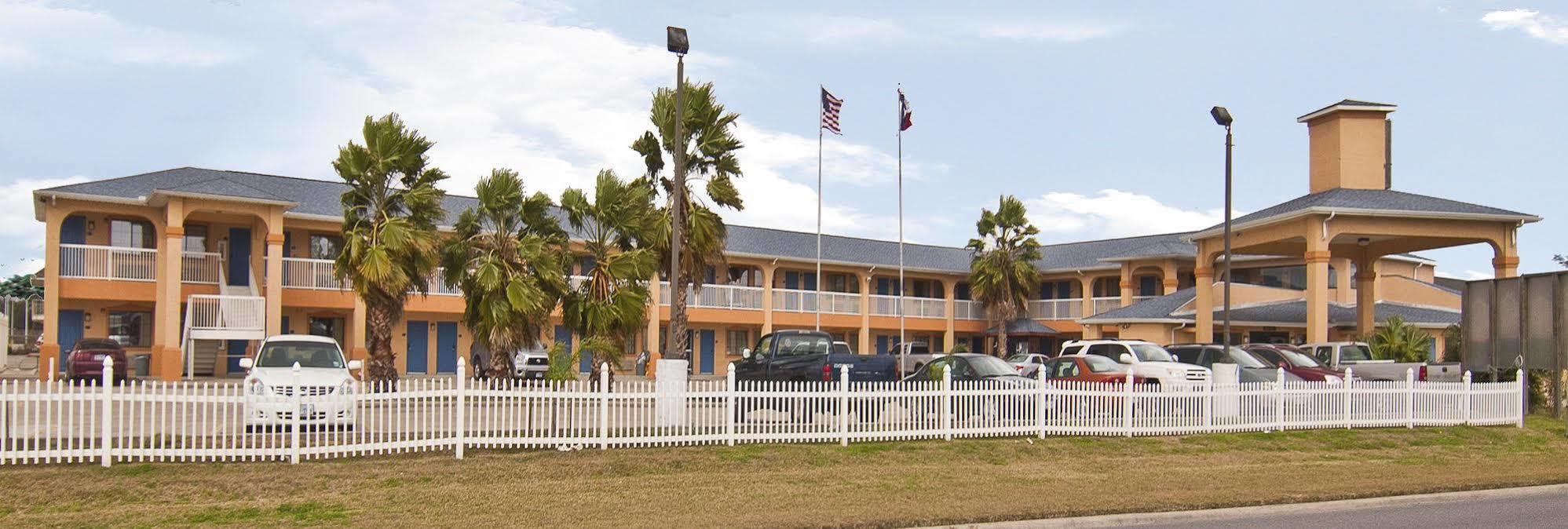 Executive Inn Groves Exterior foto